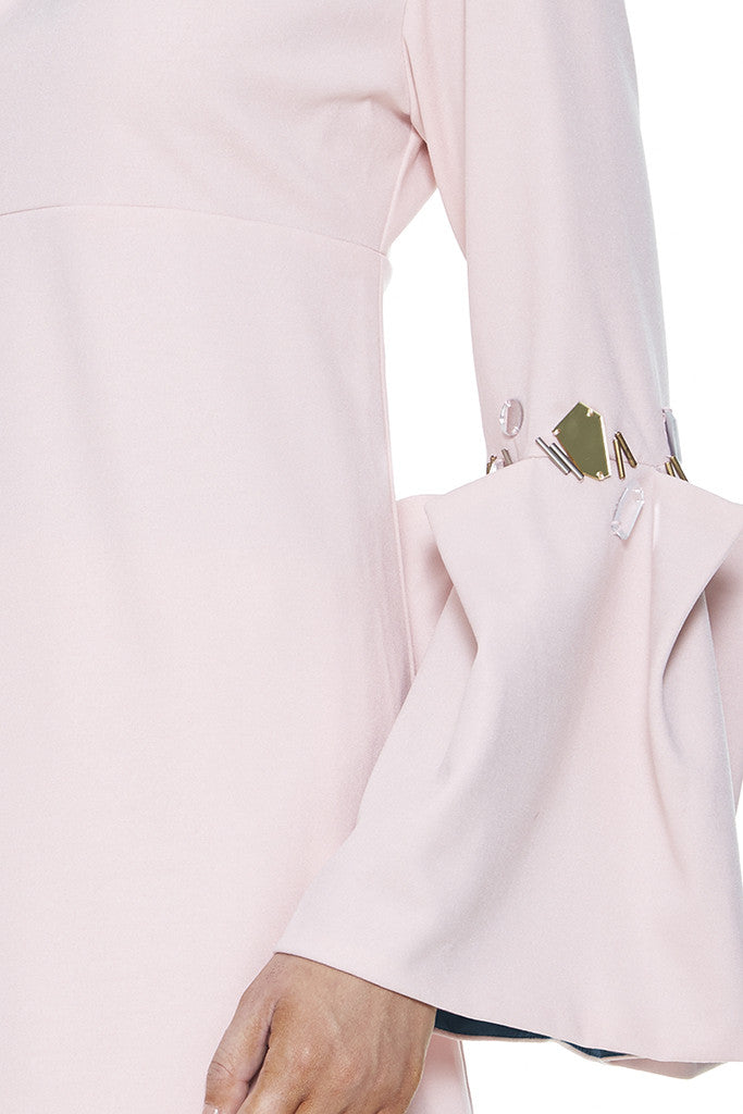 PINK KESUM : MODERN EMPIRE CUT WITH PLEATED BELL SLEEVES BAJU KURUNG (PINK)