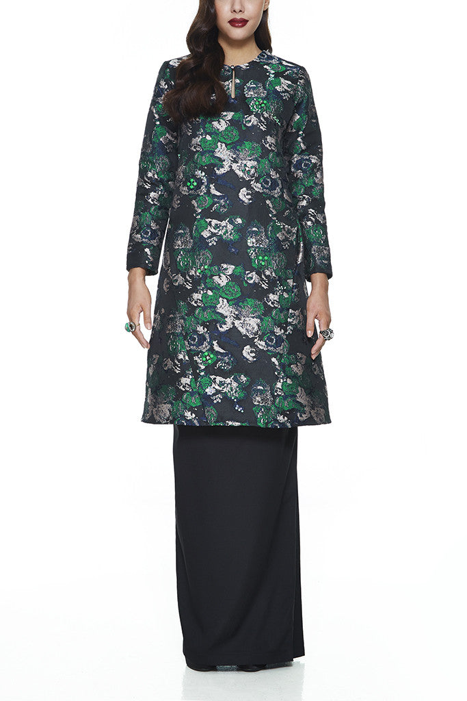BLACK THYME - JACQUARD A-LINE BAJU KURUNG JOHOR WITH INTRICATE BEADINGS AND FRONT PANEL WITH POCKETS (BLACK)