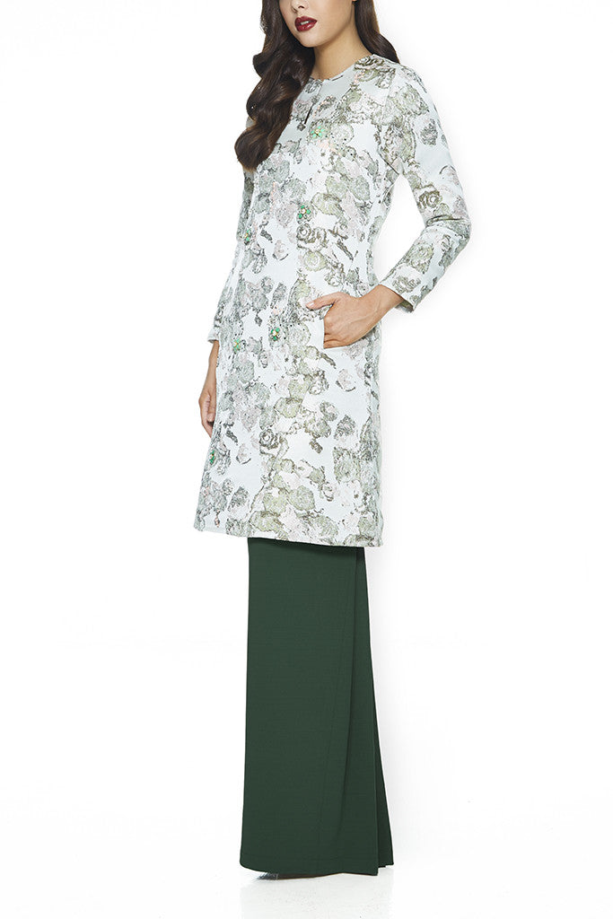 GREEN THYME - JACQUARD A-LINE BAJU KURUNG JOHOR WITH INTRICATE BEADINGS AND FRONT PANEL WITH POCKETS (GREEN)