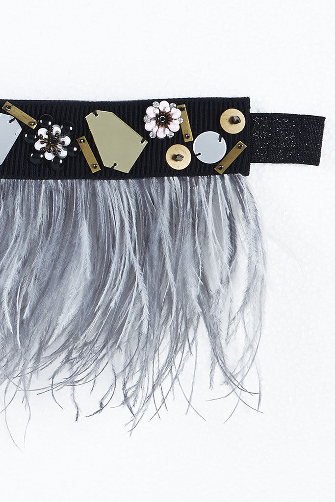 WHITE DELIMA - FEATHER BELT WITH METAL FLOWERS, ACRYLIC MIRRORS AND BEADING DETAILS (WHITE)
