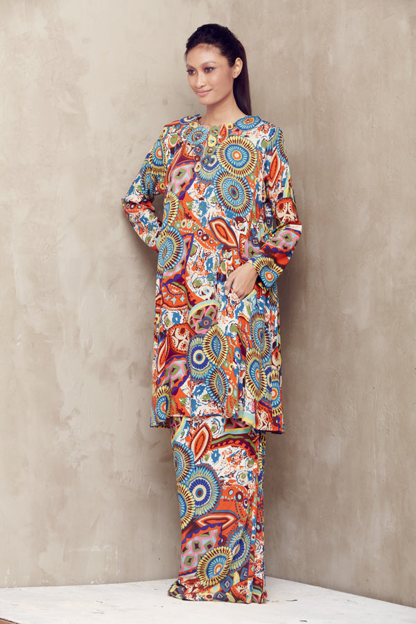 Baju Johor with Flower Applique