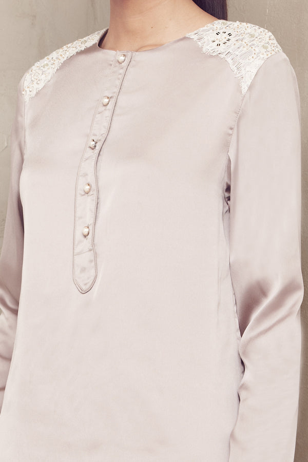 Baju Kurung with Inverted Scallop Lace Hem
